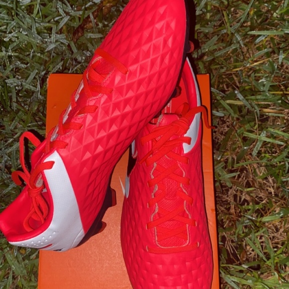 Tiempo Legend 8 Pro FG - Picture 2 of 3